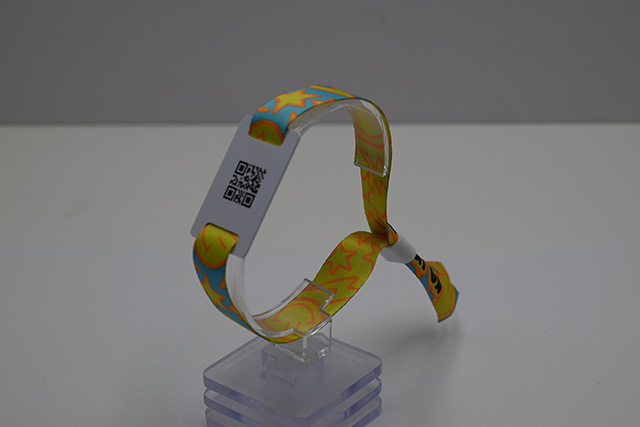 醫院就診卡適合用哪種類型的卡呢？