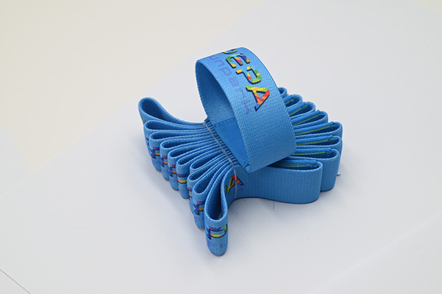 二維碼條碼采用用了世界上先進(jìn)的數(shù)學(xué)糾錯理論